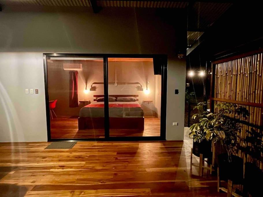 Industrial Studio With Private Jacuzzi Uvita Exterior photo